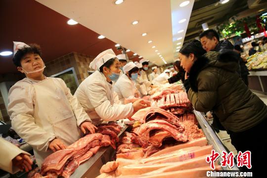 2017年青海活猪养殖户收入减少