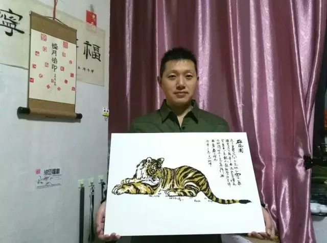 农村小伙用粮食作画，丝毫不输中外名画