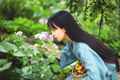 李子柒： 分享我的生活 恰好你也喜欢