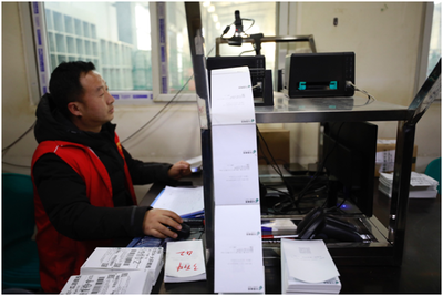 中国邮政与拼多多达成战略