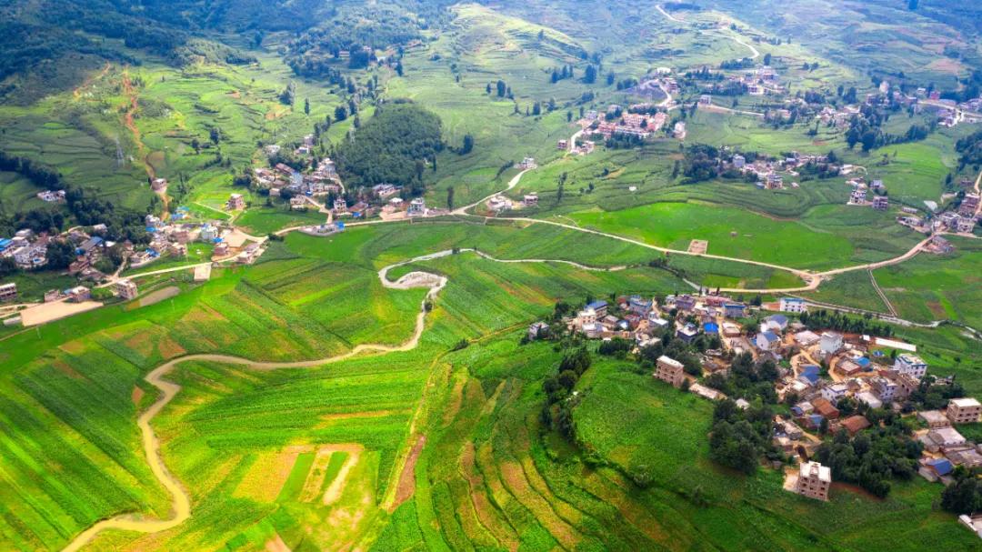 立足环境整治　发掘乡村价