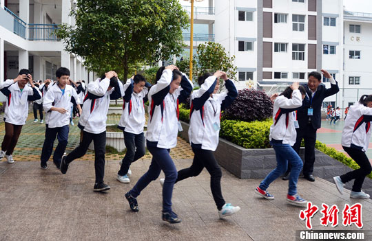 点击进入下一页